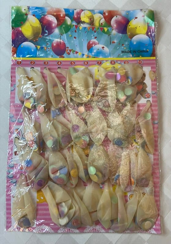 Globos transparentes con confeti